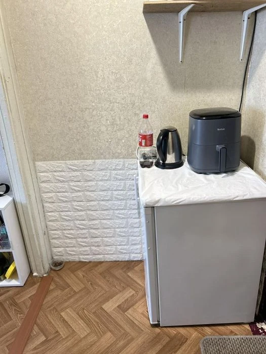 Продам квартиру низ пр. О. Поля.