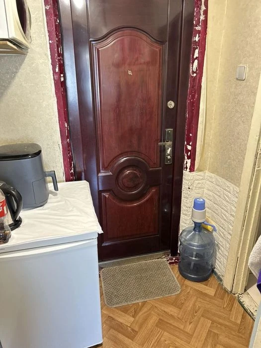 Продам квартиру низ пр. О. Поля.