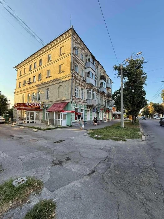 2к.квартира, Центр ,Європейська, цегла, 60м2