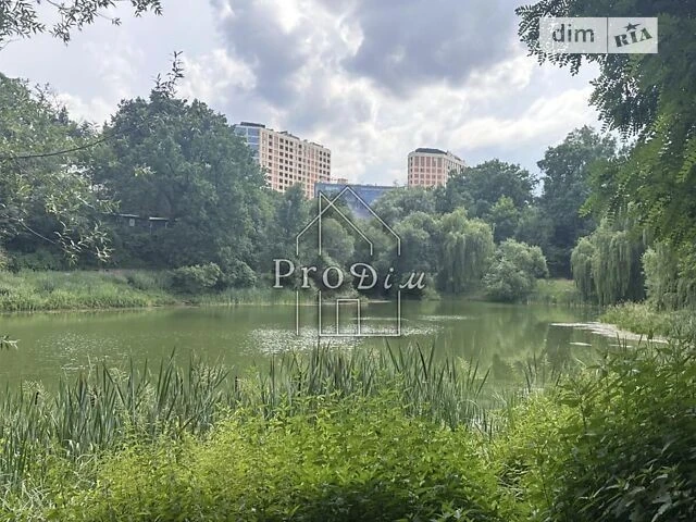 Room for sale 19.2 sq. m. on Vsevolod Petriv 12 street • ID