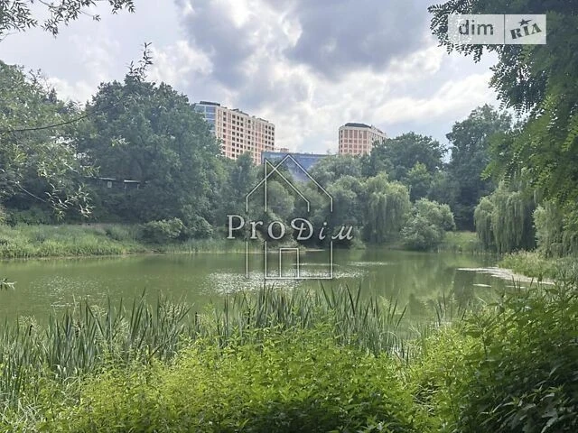 Room for sale 19.2 sq. m. on Vsevolod Petriv 12 street • ID