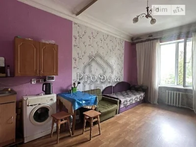 Room for sale 19.2 sq. m. on Vsevolod Petriv 12 street • ID