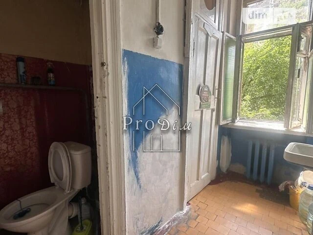 Room for sale 19.2 sq. m. on Vsevolod Petriv 12 street • ID