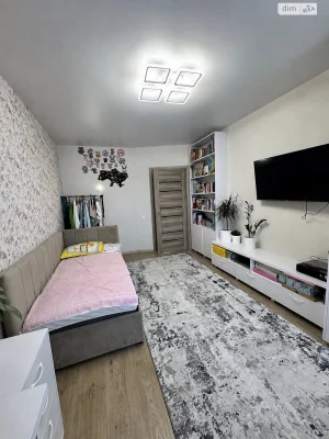 Продаж Квартира Озерна