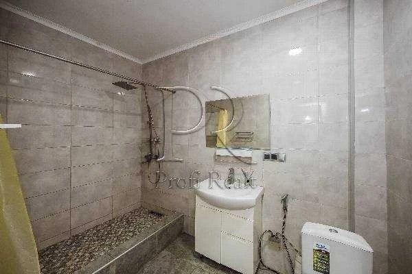 Sale of 2-room apartment 49 m², Polevaya street, 73