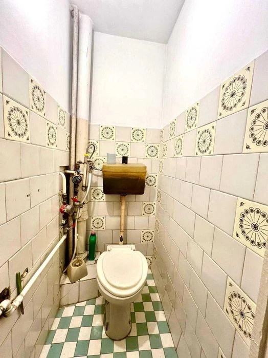 For sale three-room apartment on Sykhivska Street, Lviv