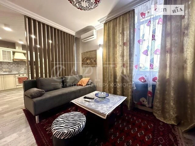 Продаж 2к квартири 39 кв. м на просп. Володимира Івасюка 2Д
