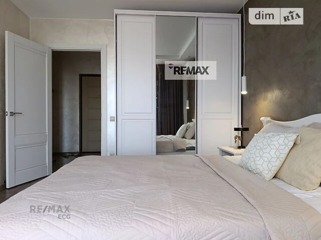 Sale of 1-room apartment 41 sq. m on Mykhaylo Maksimovicha street • ID