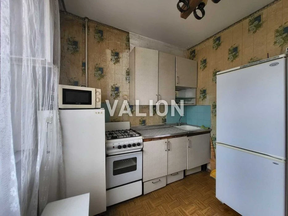 Продаж 3-кімнатної квартири 72,5 м2, Газ, Свободи 17Б Поділь