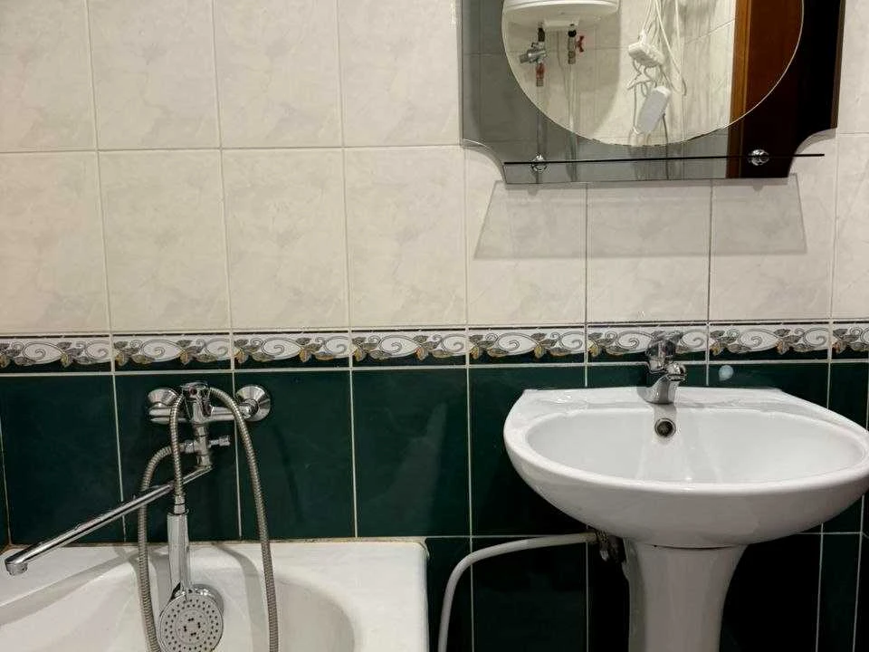 Apartment. Kyiv, Spasskaya St.