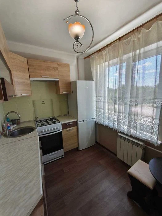 Продажа 1 комн. квартиры в Южном мкрн г. Запорожье