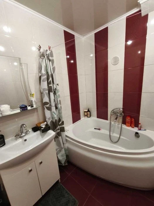 Продажа 1 комн. квартиры в Южном мкрн г. Запорожье