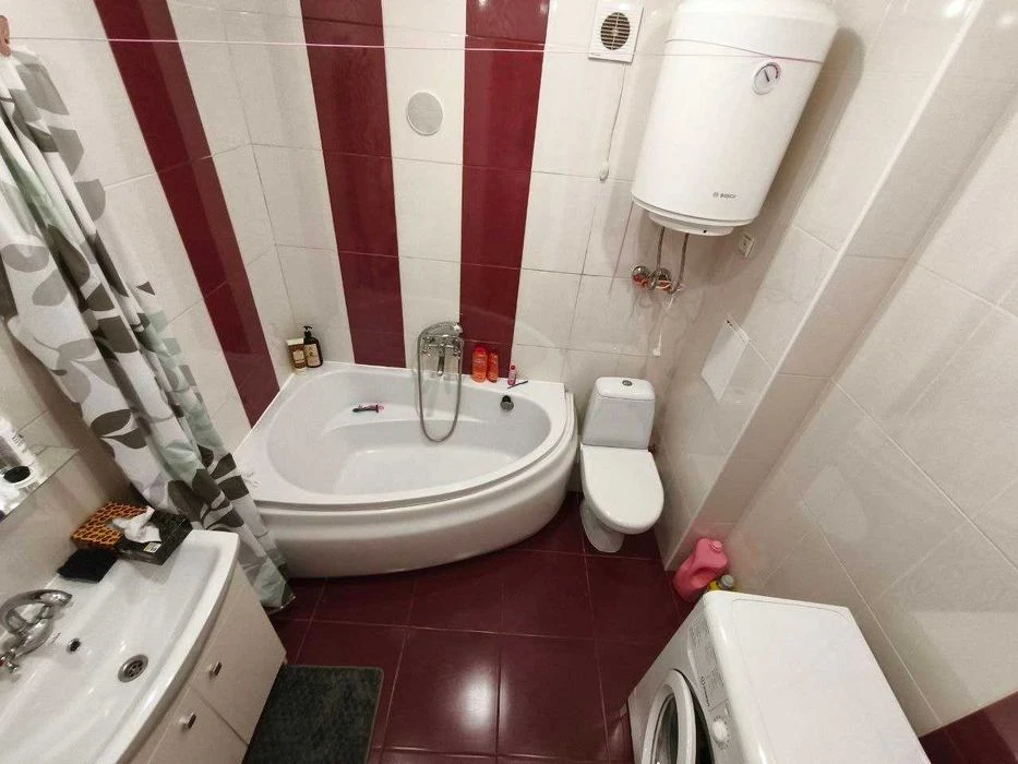 Продажа 1 комн. квартиры в Южном мкрн г. Запорожье