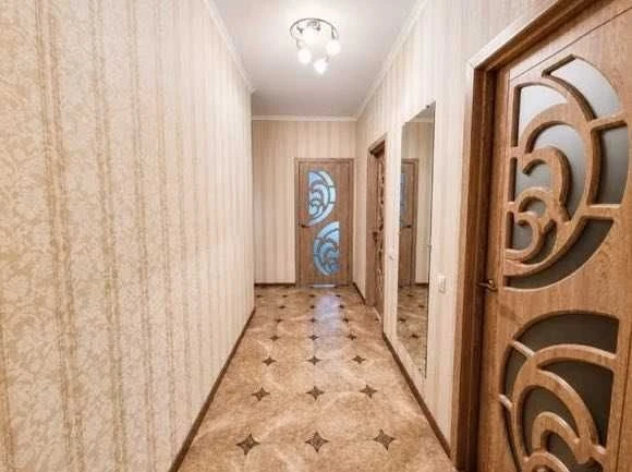 Простора однокімнатна квартира на Моторному пров. 9А