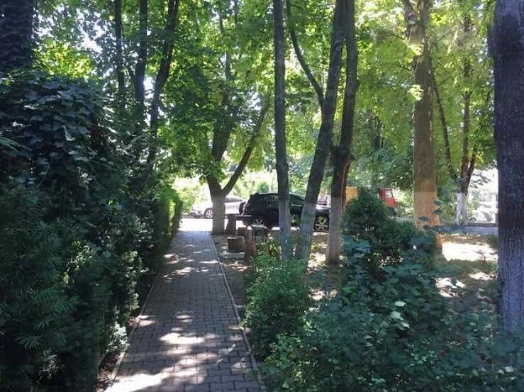 Продам коттедж у моря ЛД