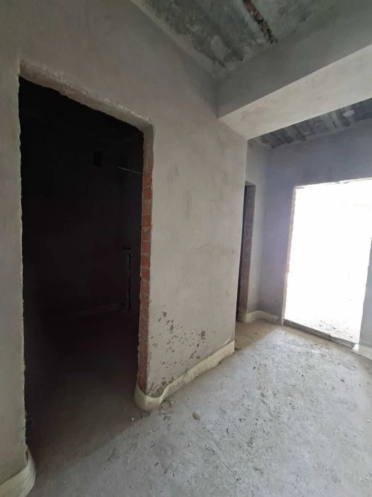 Продаж 2-кімнатної квартири,вул.Чорновола 155.