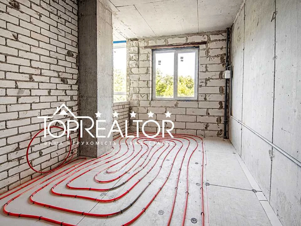 Apartment. Kharkiv, Dynamivska St., (Building 3)