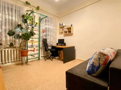 4k with renovation for sale in the Center, a certificate is possible