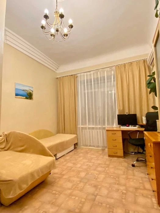 4k with renovation for sale in the Center, a certificate is possible