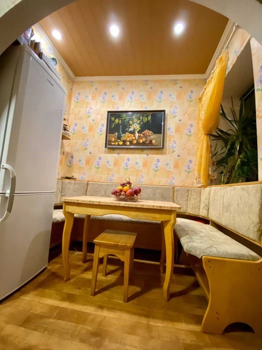 4k with renovation for sale in the Center, a certificate is possible