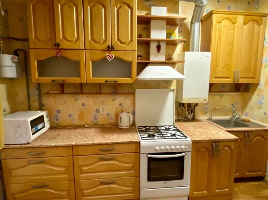 4k with renovation for sale in the Center, a certificate is possible