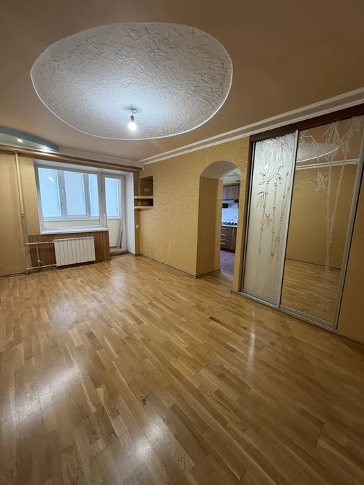 One-room apartment for sale. Malysheva.