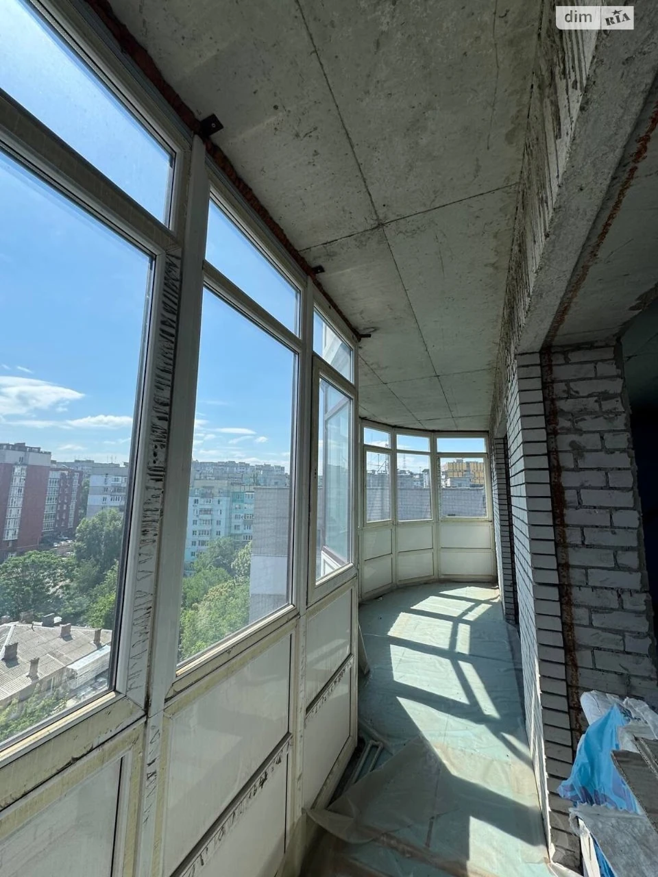 Продажа Квартира Проспект Поля