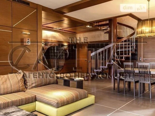Продажа 5к квартиры 215 кв. м по ул. Клиническая 28 • ID 347194