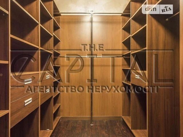 Sale of 5-room apartment 215 sq. m on Klinichna Street 28 • ID 347194