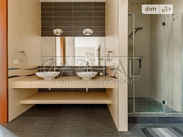 Sale of 5-room apartment 215 sq. m on Klinichna Street 28 • ID 347194
