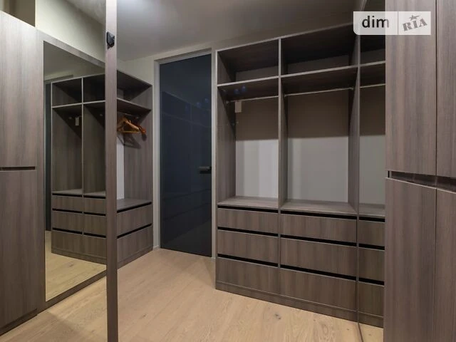 Продажа 2к квартиры 92 кв. м по просп. Голосеевский 60 • ID