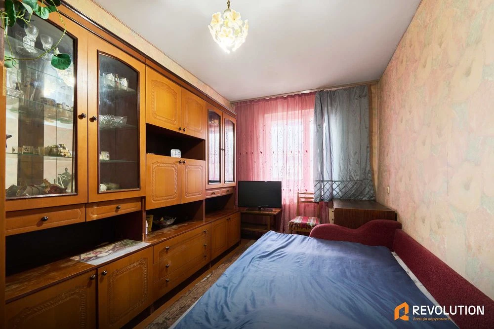 No commission. 4-room apartment for sale 84.5m2, Georgiy Gonga Ave.