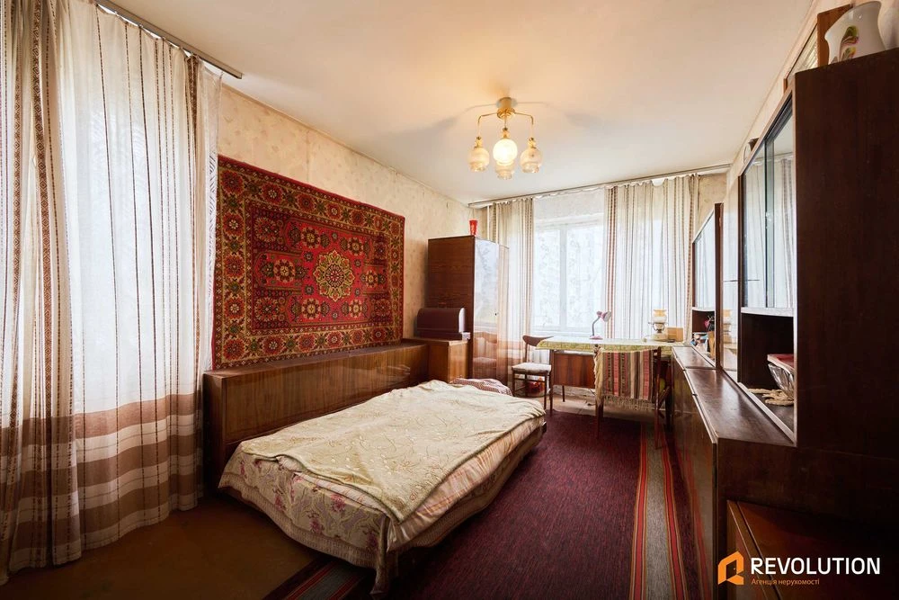 No commission. 4-room apartment for sale 84.5m2, Georgiy Gonga Ave.