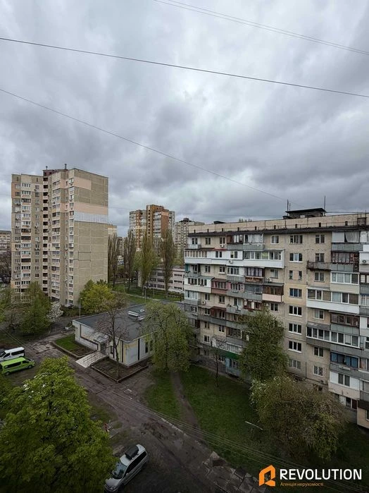 No commission. 4-room apartment for sale 84.5m2, Georgiy Gonga Ave.