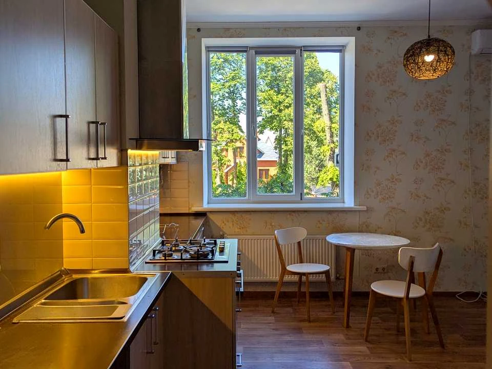 Apartment. Kharkiv, Pereyaslavska St., 23