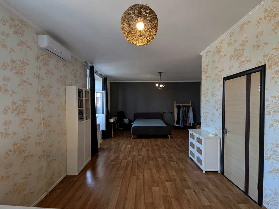 Apartment. Kharkiv, Pereyaslavska St., 23