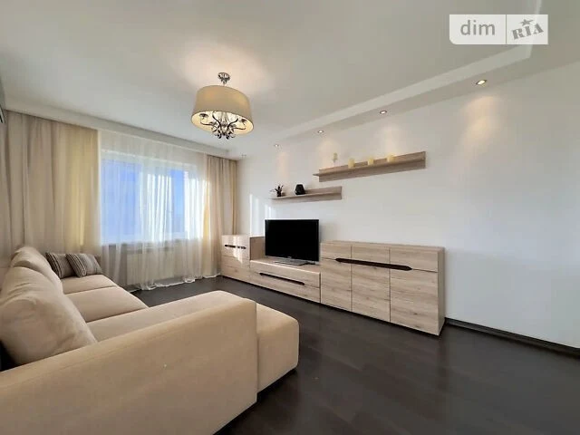 Sale of 2-room apartment 73 m², Petra Hryhorenko Ave.,