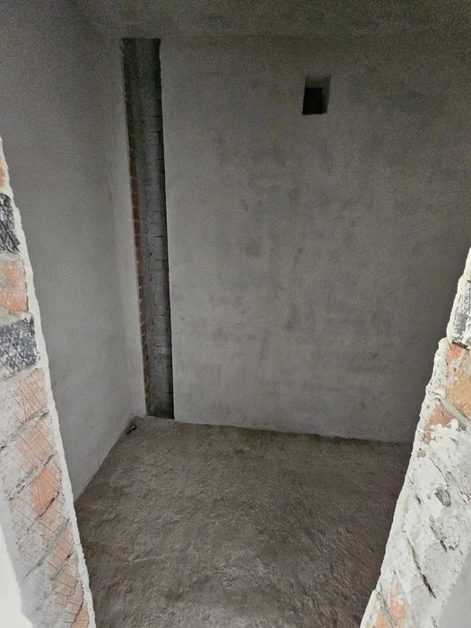 Трехкомнатная квартира в центре! Готовый дом!