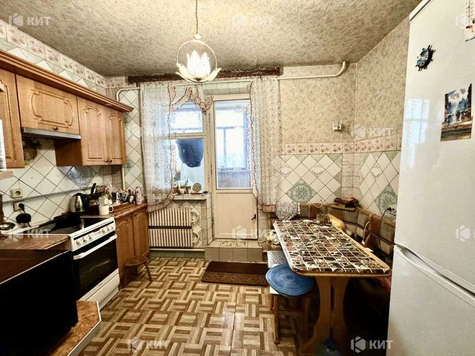 3k 84m2 Zhukovsky Shishkovka, metro station Saltovskaya, Sapernaya street 34,