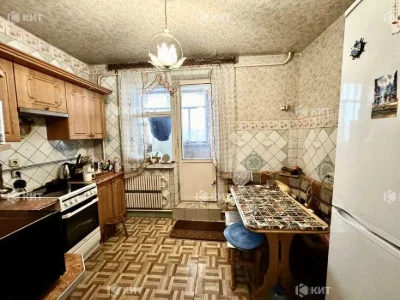 3k 84m2 Zhukovsky Shishkovka, metro station Saltovskaya, Sapernaya street 34,