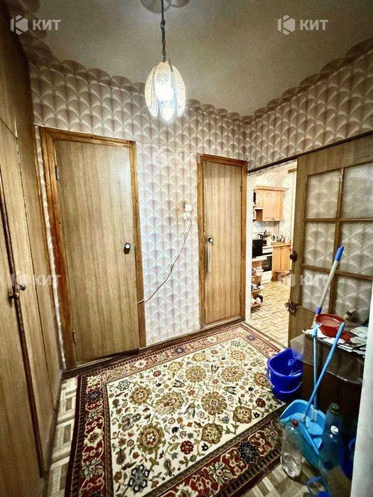 3k 84m2 Zhukovsky Shishkovka, metro station Saltovskaya, Sapernaya street 34,