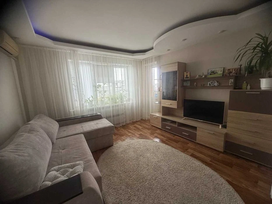 I will sell space, 2 rooms. Cheshku, 51.5m2, Livoberezhny-3. (Voucher,