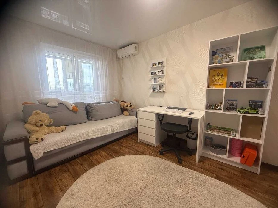 I will sell space, 2 rooms. Cheshku, 51.5m2, Livoberezhny-3. (Voucher,
