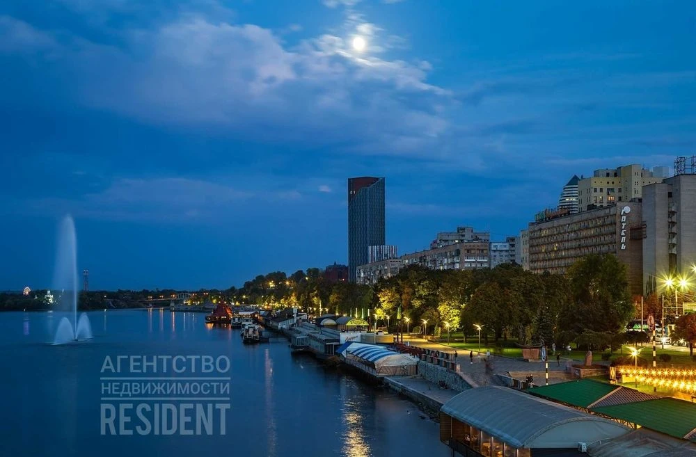 Residential complex Mayak 51 m². Mayak Park Shevchenko Naberezhnaya Festivalny