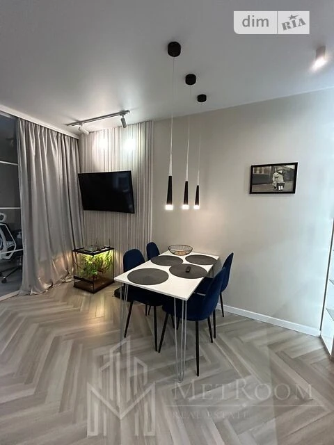 Sale of 2-room apartment 54.8 sq. m. on Mykhayla Maksymovycha 28 street