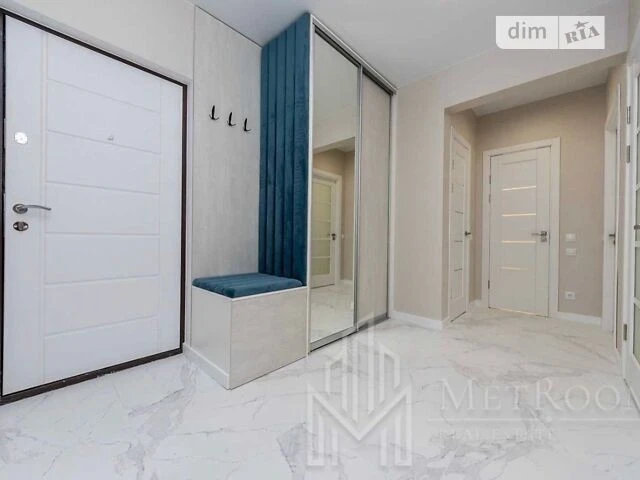 Sale of 2-room apartment 54.8 sq. m. on Mykhayla Maksymovycha 28 street