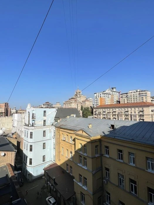 Shevchenko Boulevard. Arena. Khreshchatyk. Bessarabka. Center.