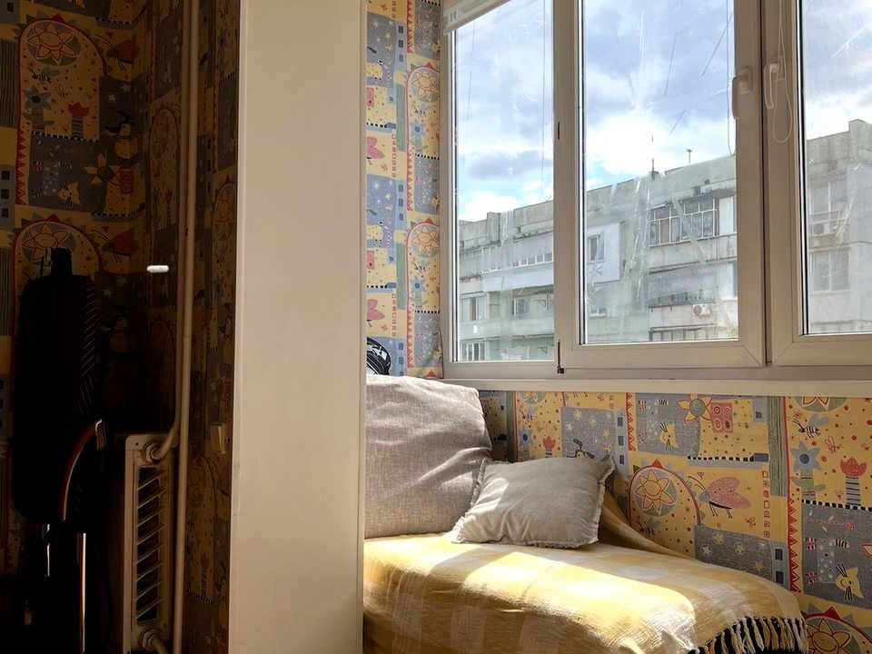 Квартира. Киев, Левка Лукьяненко ул. (Маршала Тимошенко)