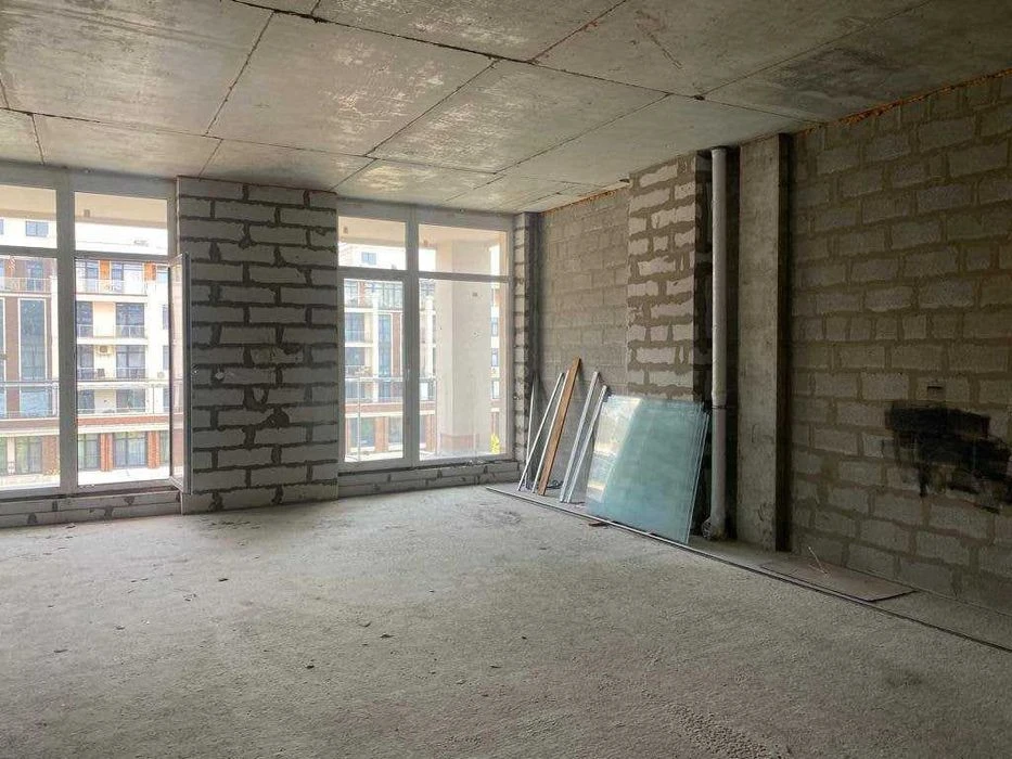 I will sell an apartment with a terrace in the elite Comfort City residential complex of 58.7 m²