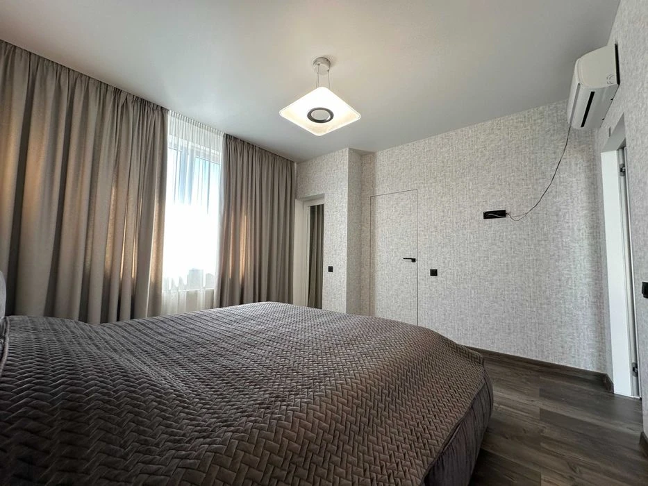 Stylish Master House with Renovation! They did it for THEMSELVES! Marshall